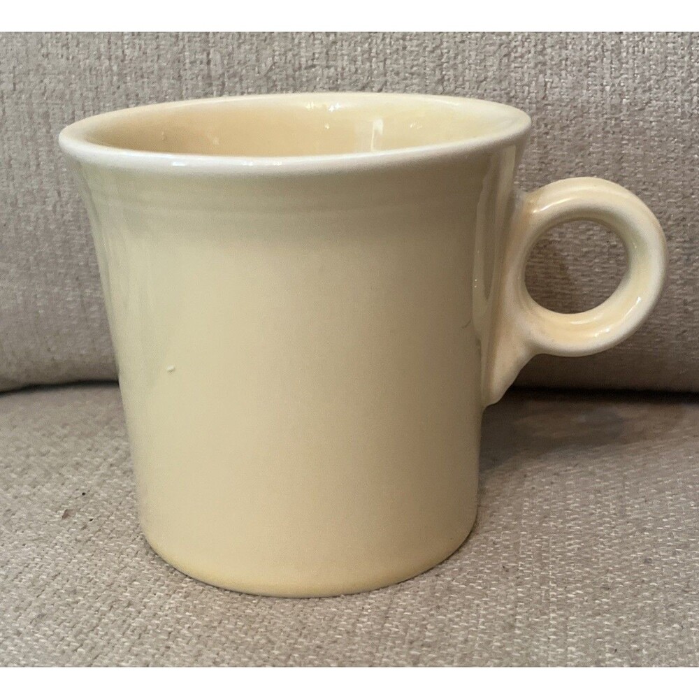 Fiesta Ware HLC Pale Yellow USA Mug Coffee Cup O Ring Handle Homer Laughlin